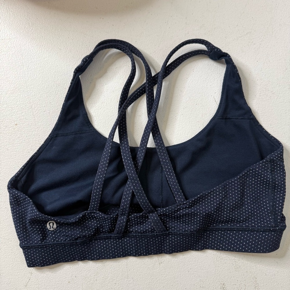 Lululemon Athletica Energy Bra
Pacific Pointe Jacquard True Navy Onyx Blue 10 - Picture 7 of 8